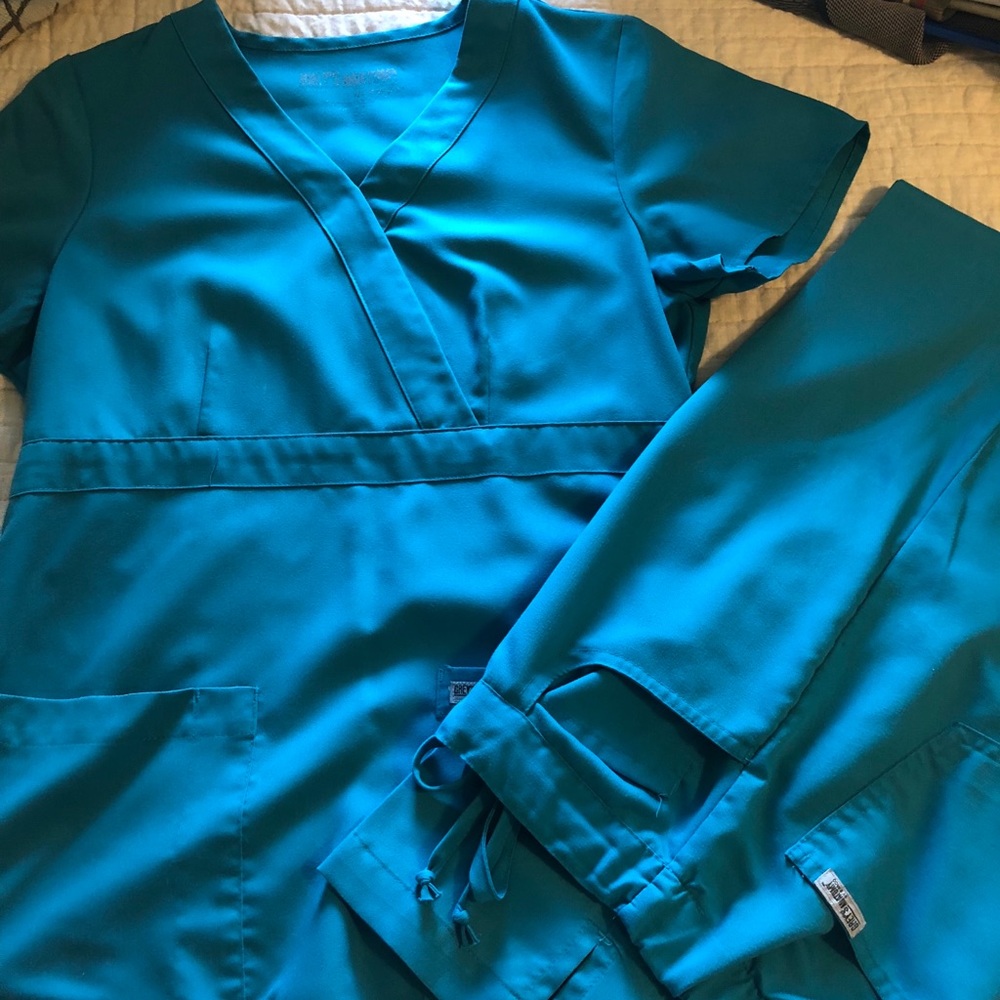 Grey’s Anatomy scrub set